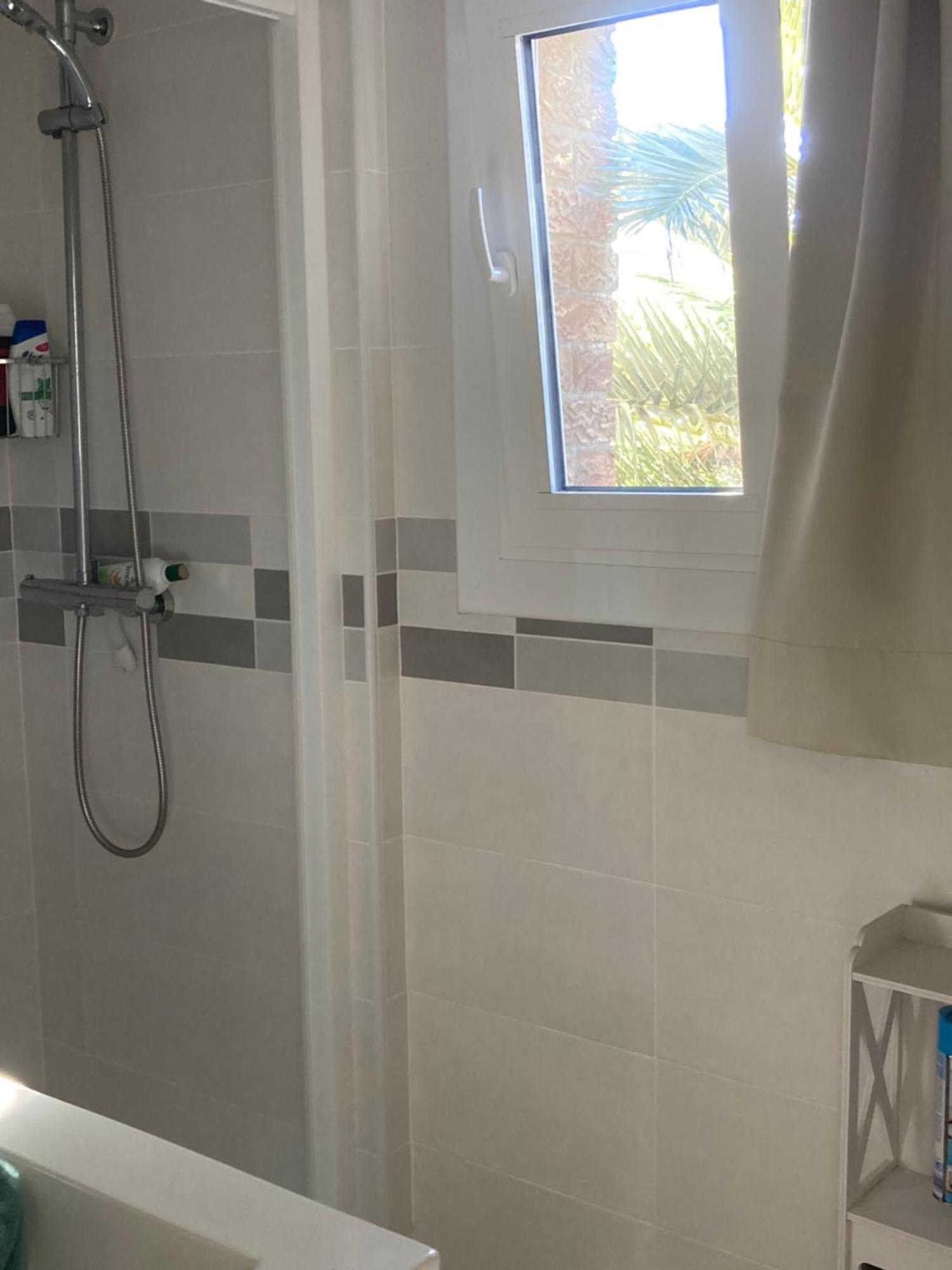 Appartement Vue Mer Avec Piscine Et Wifi Salou Exterior photo
