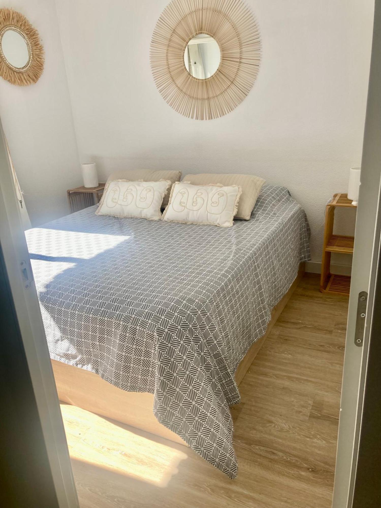 Appartement Vue Mer Avec Piscine Et Wifi Salou Exterior photo